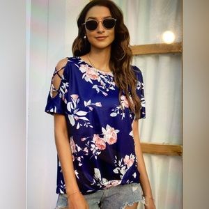 Short sleeve top